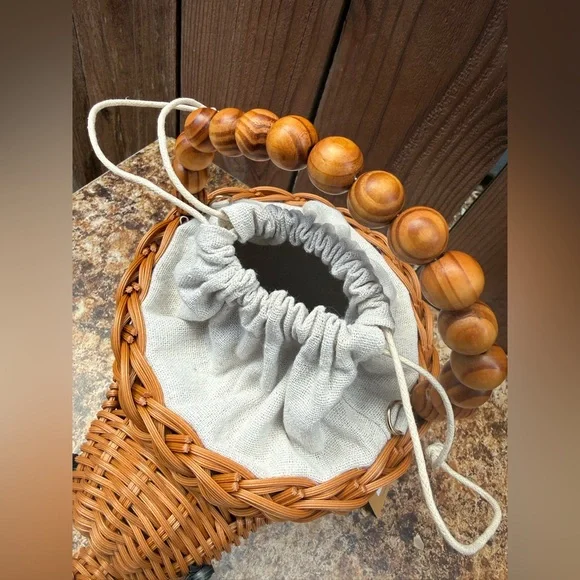 Tommy Bahama Woven Elephant Crossbody Handbag Purse - Picture 8 of 12